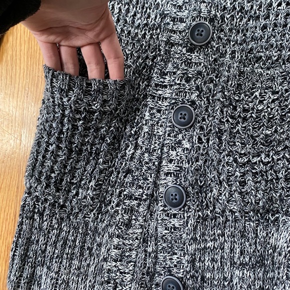 American Eagle Chunky Waffle Knit Cardigan - Picture 7 of 9